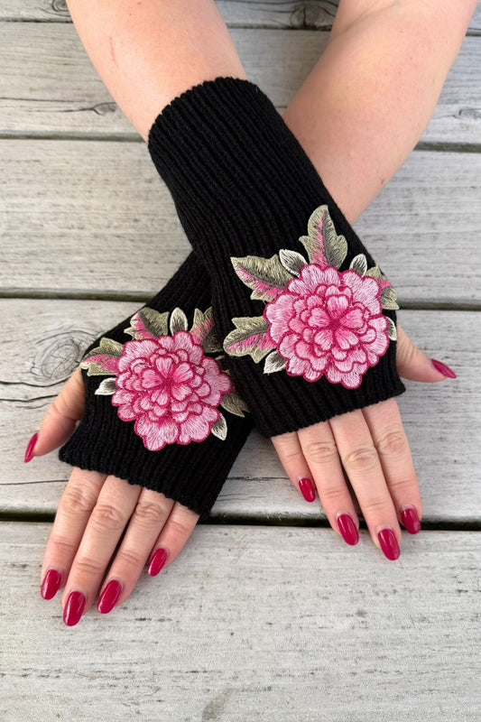 Bloom Fingerless Mittens - Pink Rose