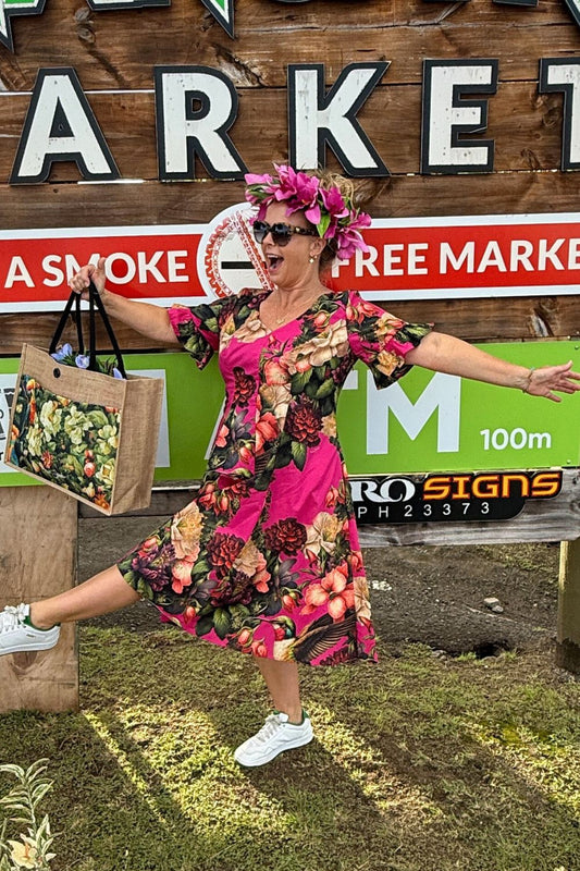 Cotton fit-and-flare dress with V-neckline – Cerise Songbird print
