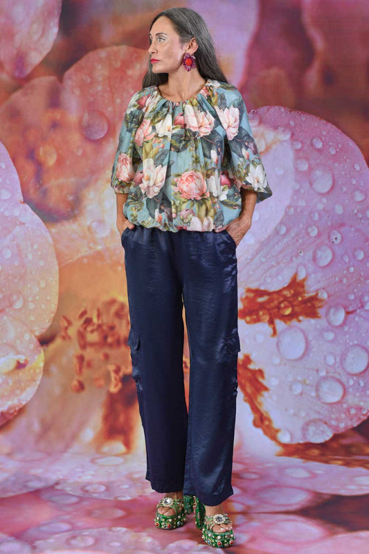 Women’s indigo wide-leg cargo pants