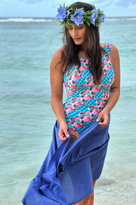 Cotton Wrap Navy – swimwear accessory