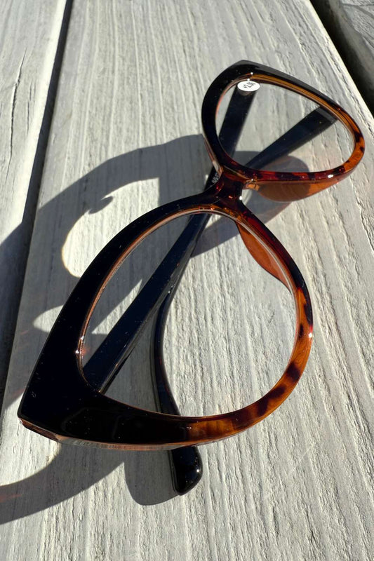 Eleanor Reading Glasses - Black Tort +3.00