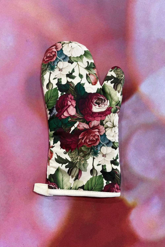 Cream floral quilted cotton kitchen glove