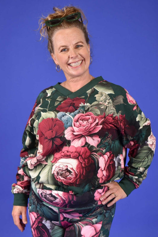 Front view Supreme Sweater Olive J’adore Roses – women’s floral activewear