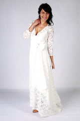 Sophie's Wedding Dress | Annah Stretton Bridal | Lace Wedding Dress | Shot on Model
