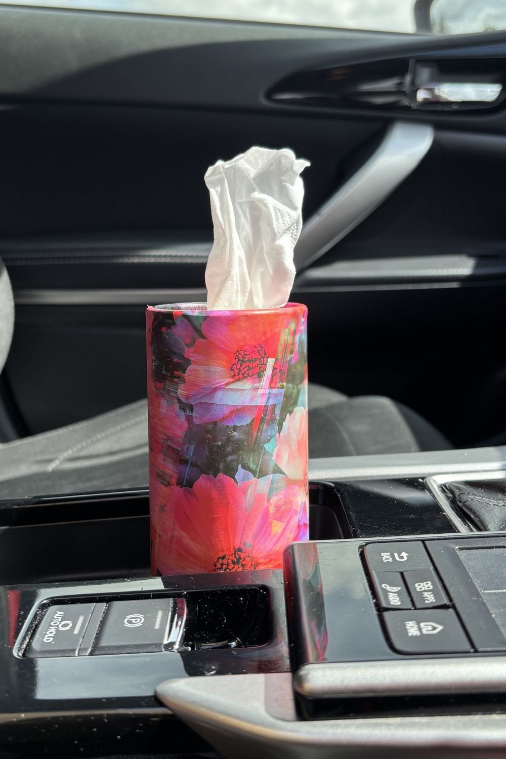 Fractured Florals floral tissue holder Annah Stretton