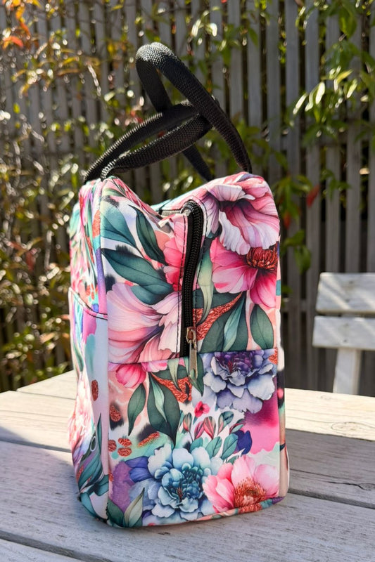 Cosmetic Insulated Travel Bag - Feline Grace