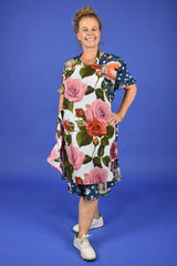 floral cotton apron with adjustable neck strap