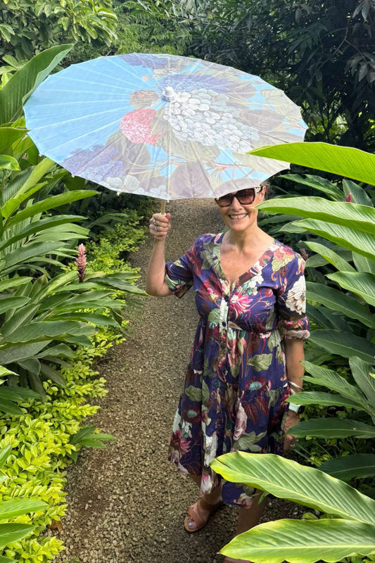 Sun Parasol - Hydrangea Bunches