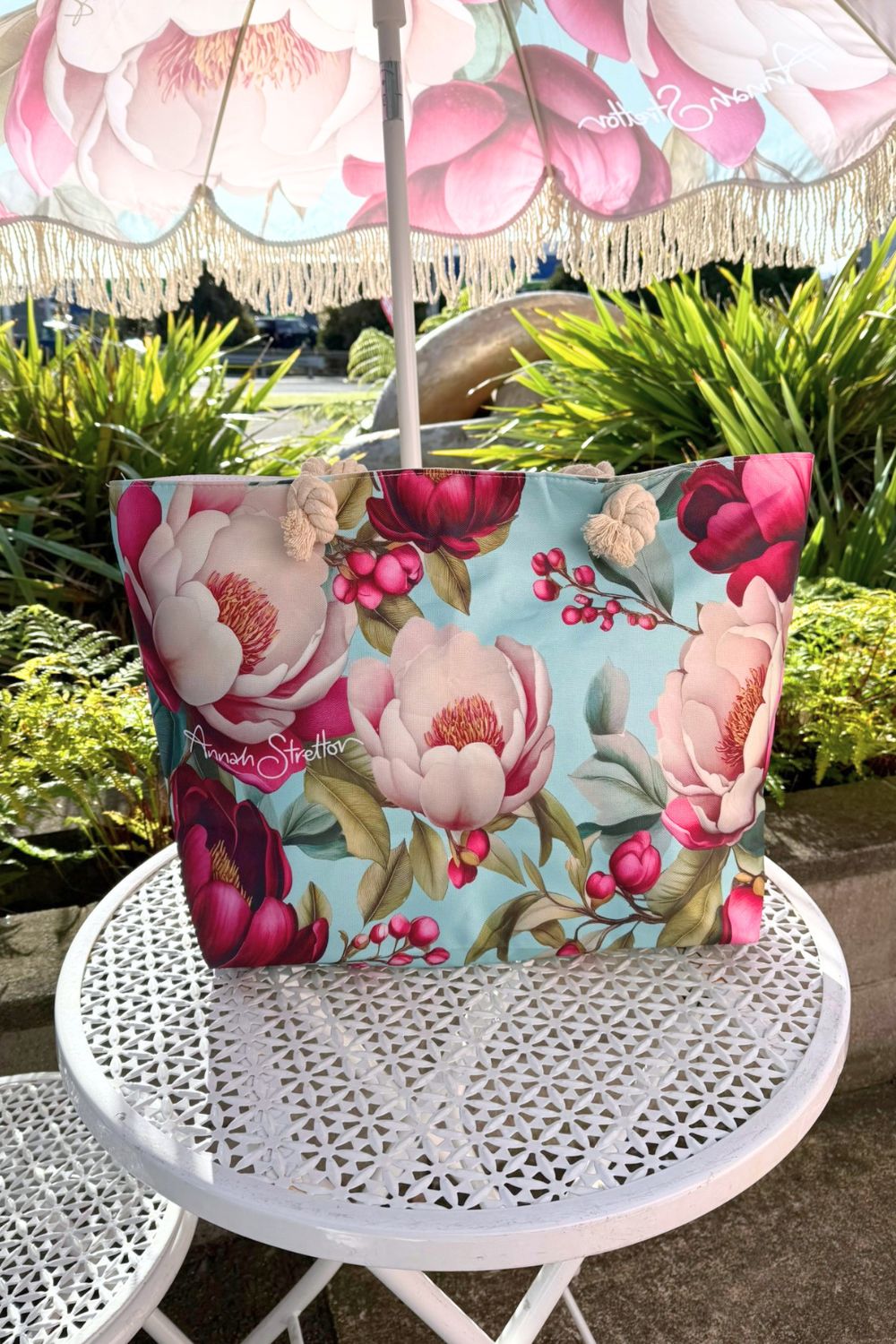 Annah Stretton Crimson Whisper travel tote bag
