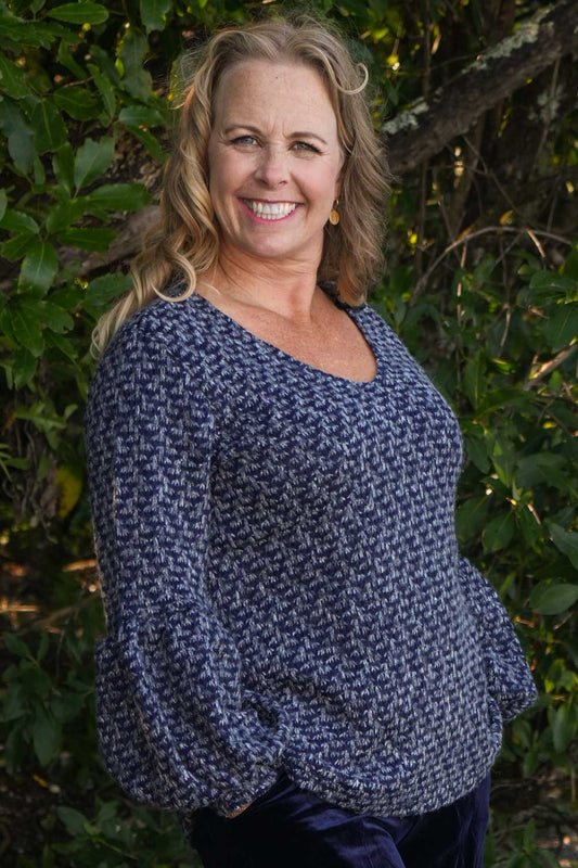 Izzy Freya Sweater - Navy