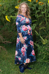 Luxurious velvet dress in Static Florals print