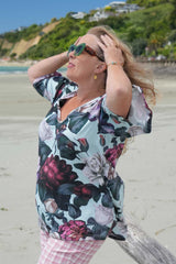 Rica Masey Tee - Roses Of Eden