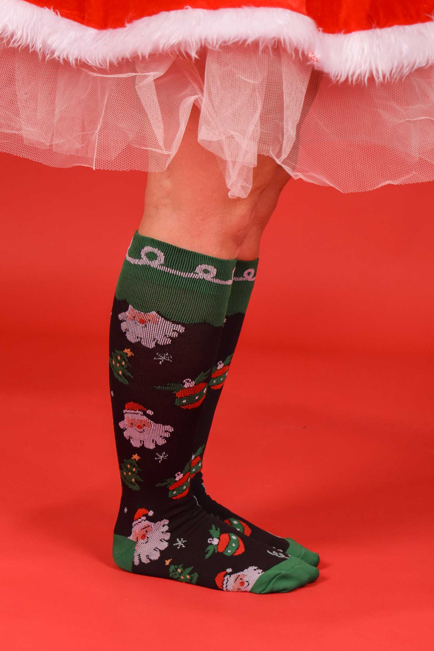 Christmas knee-high compression socks with Smiley Santa print – supportive fit
