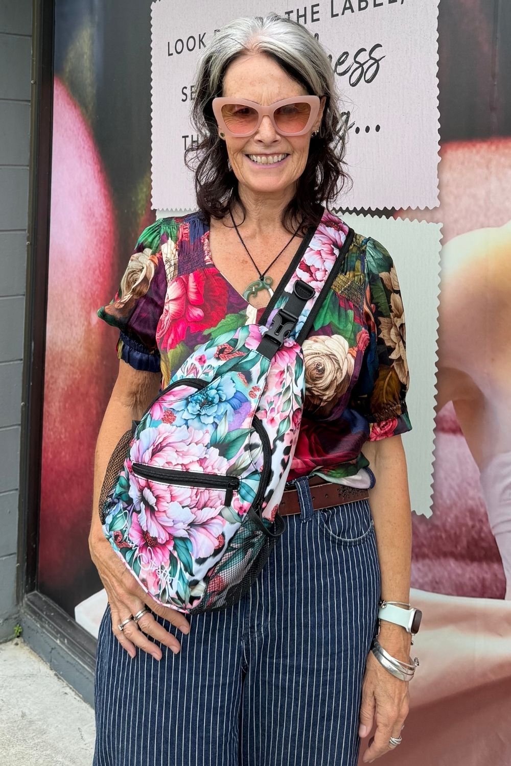 Wear on left or right side for personal comfort