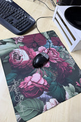 Floral mini desk mat Olive J’adore Roses styled on desk
