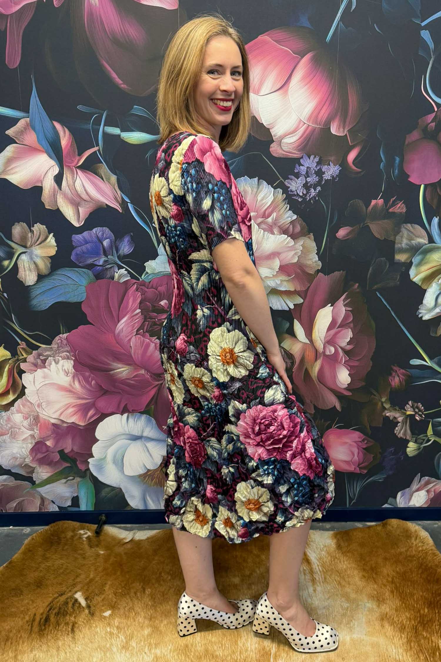 Side view Nancy Ivy Pleated Dress Jungle Mulberry – Annah Stretton floral dress