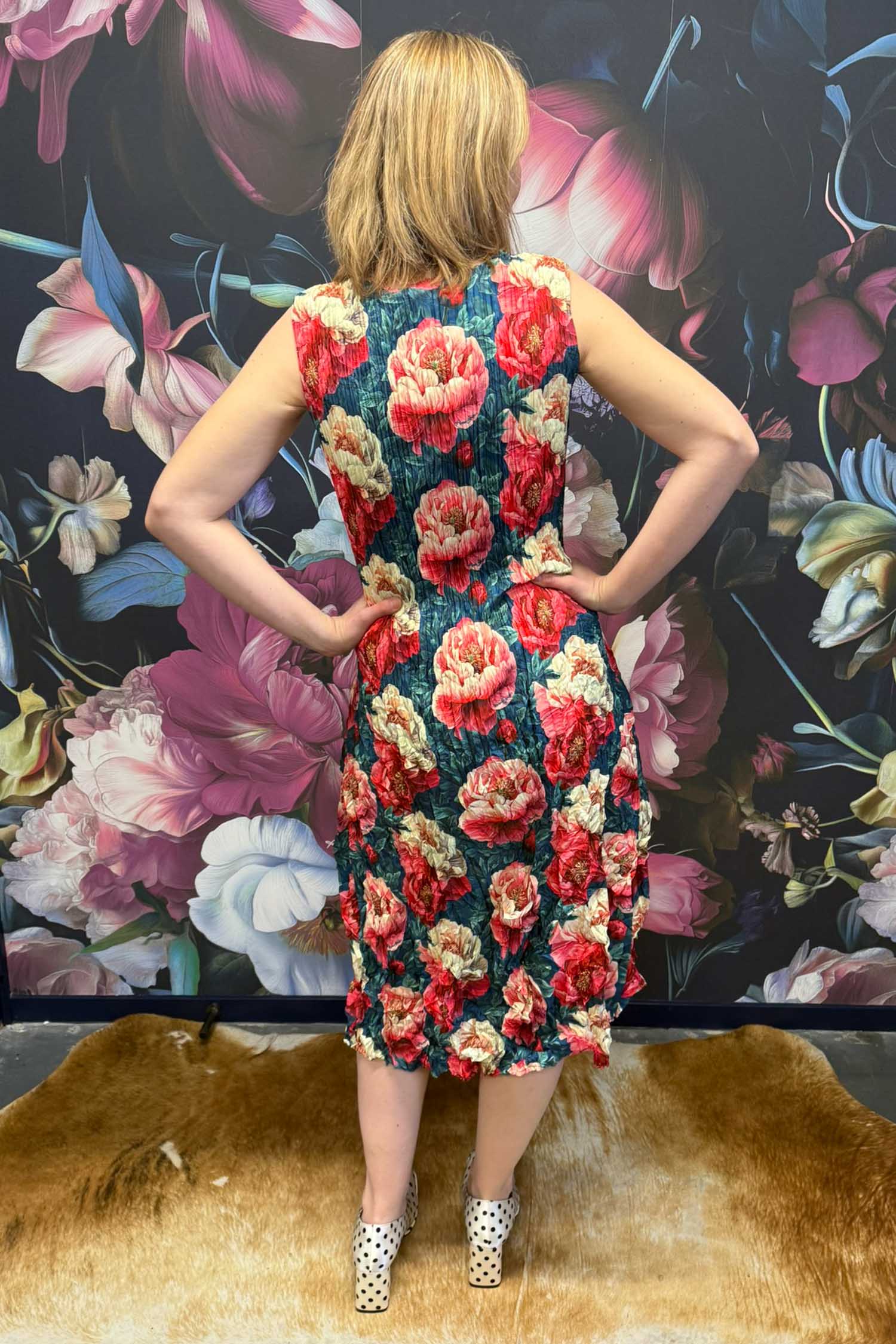 Back view Nancy Eve Pleated Dress Vintage Peonies – Annah Stretton floral fashion