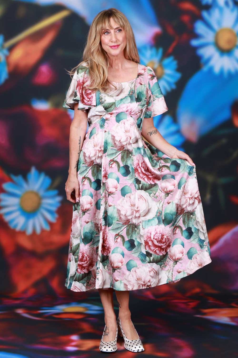 Pink floral dress with pockets