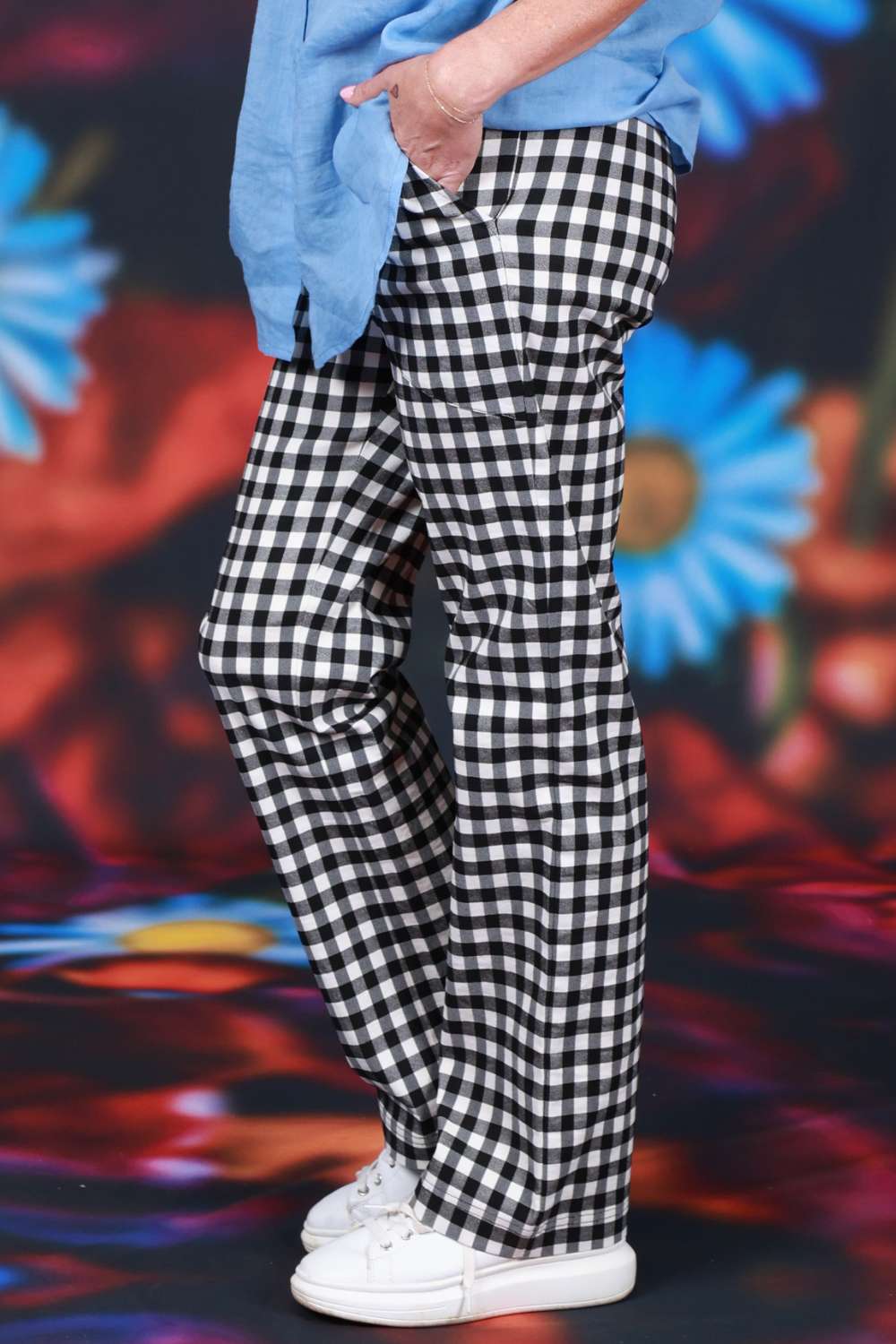 Black elasticated waistband straight leg pants