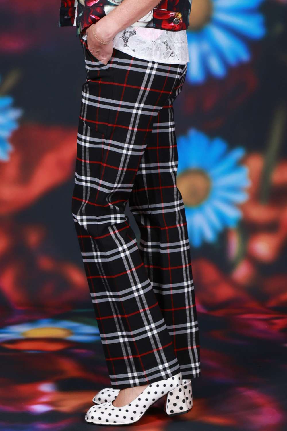 Black elasticated waistband straight leg pants