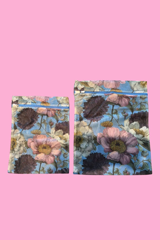 Quite Contrary Wash Bag