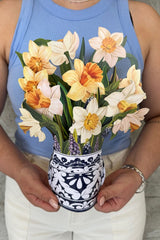 Up-close photo of the daffodil floral bouquet design 