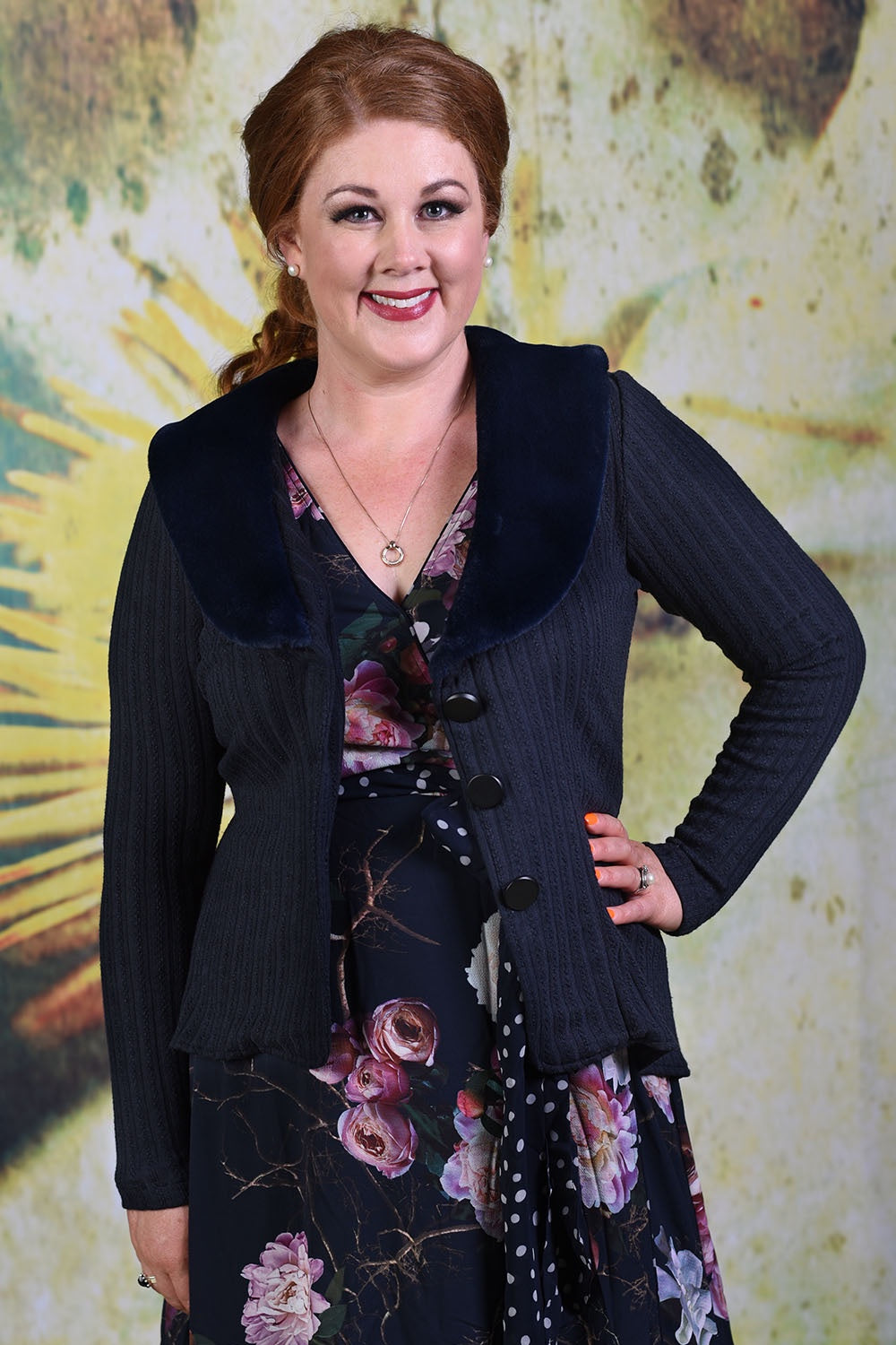 Another model wearing the Annah Stretton Jungle Erin cardi in navy
