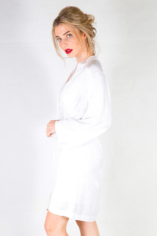 White Robe | Undergarments | Kimono sleeve | Kimono | Bridal Robe | New Zealand Fashion | Annah Stretton