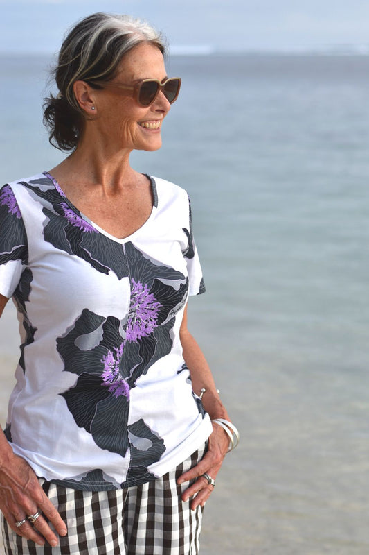 annah stretton wearing mismatch enchantment tee in whit poppy print