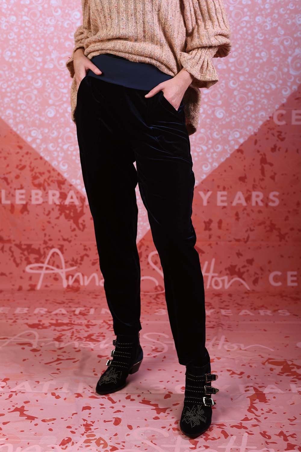 model wearing vesta velvet pants in navy