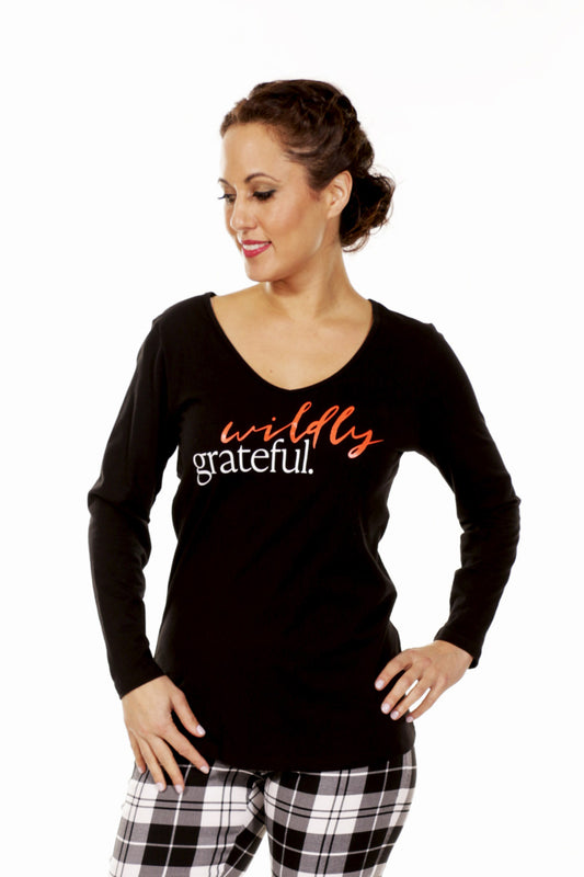 wildly grateful long sleeve tee in black