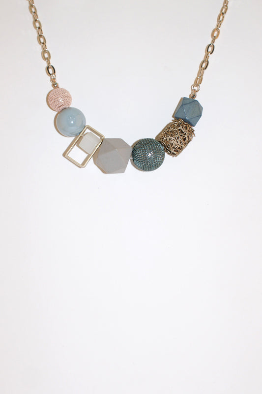 Winter Wonderland | New Zealand Fashion | Necklace | Annah Stretton